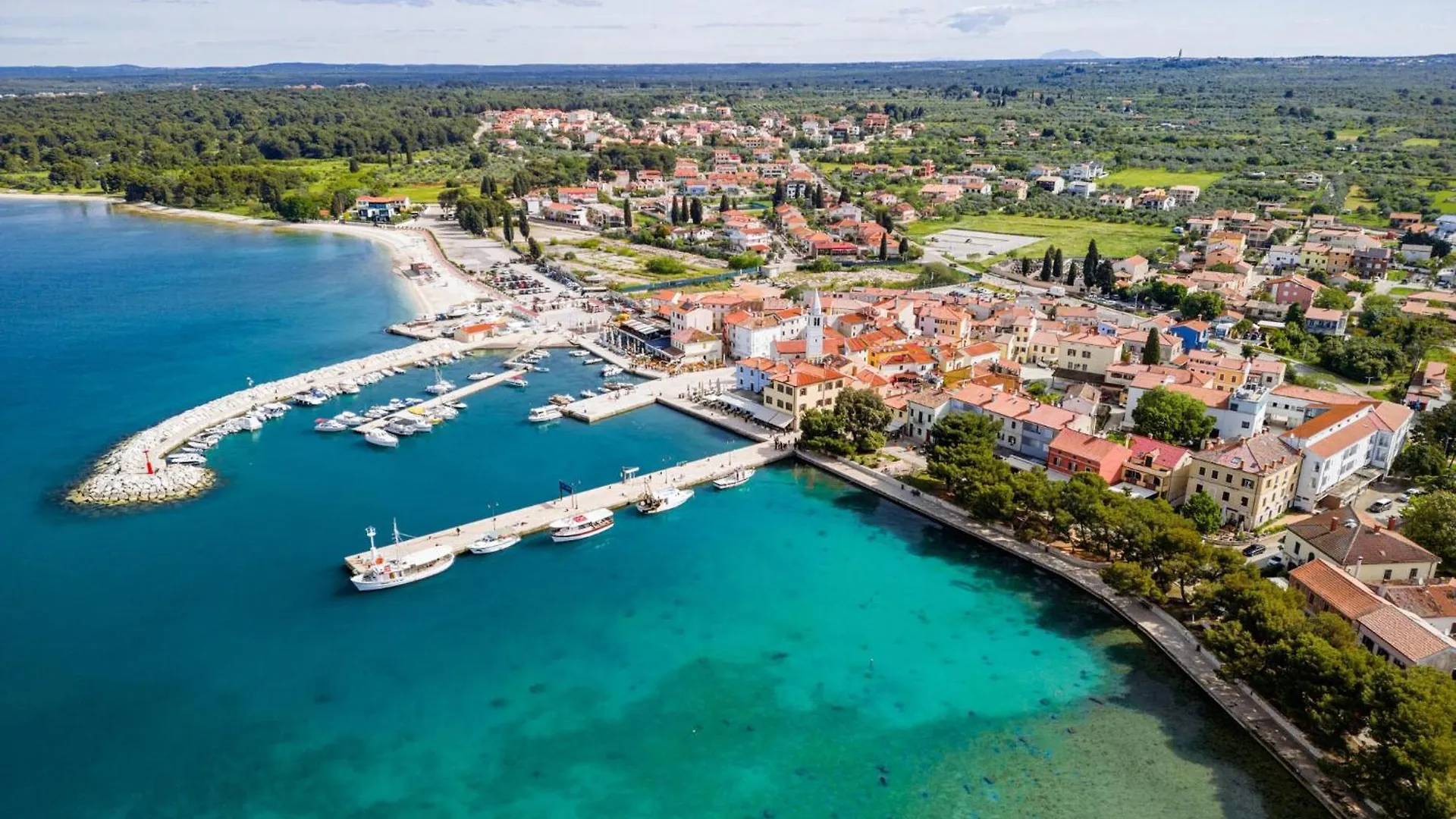 Cozy Apartment In Fazana With Wifi 0*,  Croatia